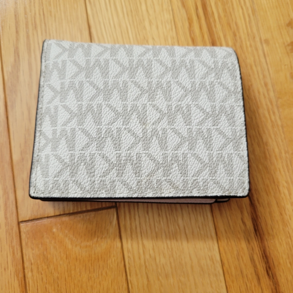 🎉HP🎉NWT!! Michael Kors Money Pieces Flap Card Wallet - Picture 11 of 14